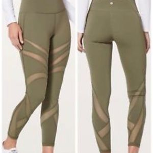 Lulu lemon like new green wunder under luxtreme